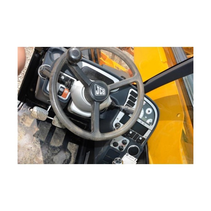 manipulador telescopico JCB 535-140 2010