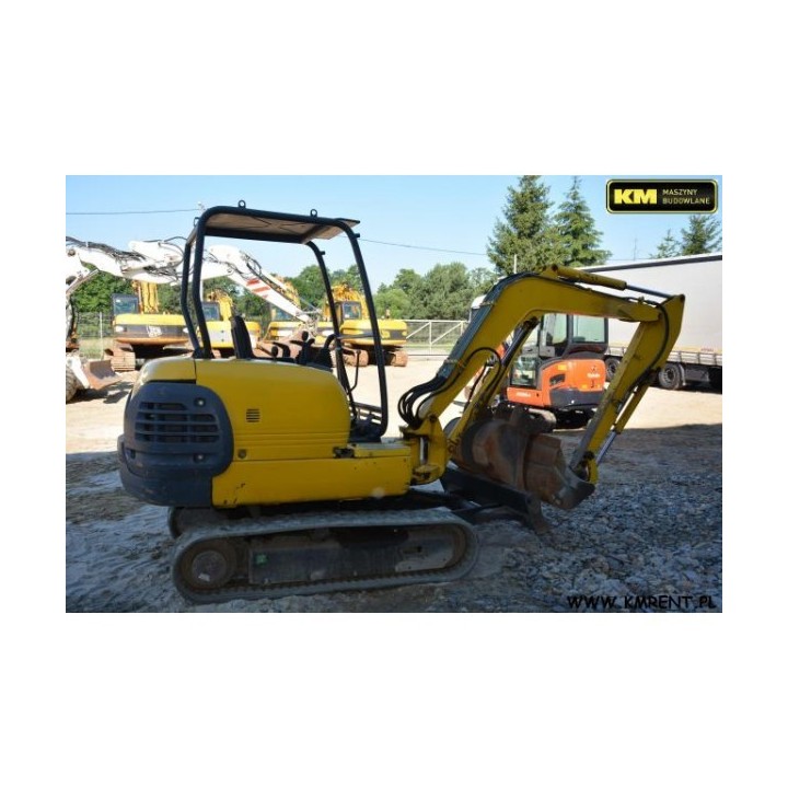 mini excavadora Komatsu PC 27 R 2000