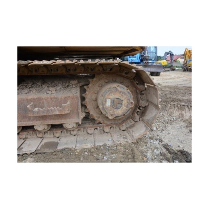 excavadora oruga JCB JS 130 2001