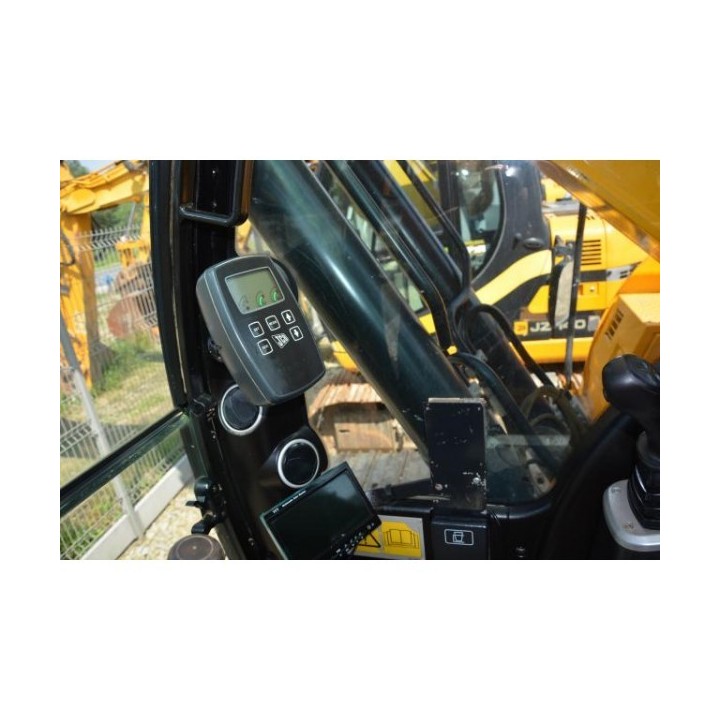 excavadora oruga JCB JS 210 LC 2011