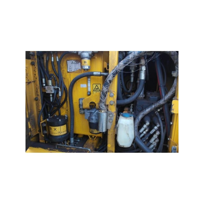 excavadora oruga JCB JZ 140 2006