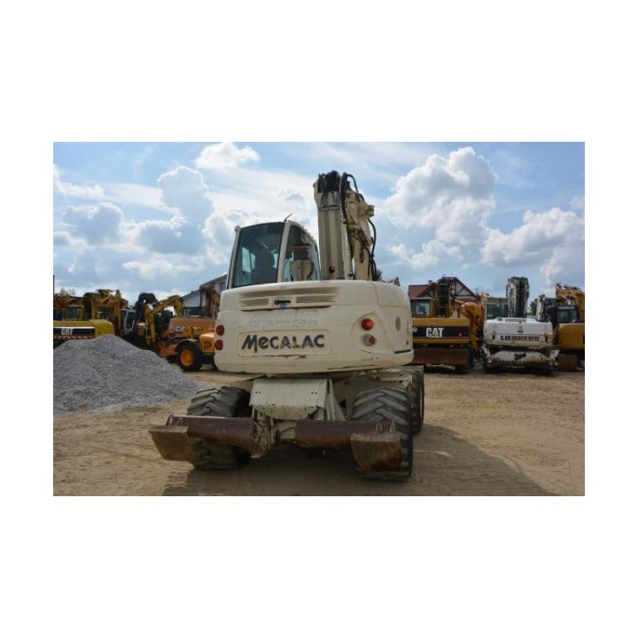excavadora de ruedas Mecalac 714 MW 2006