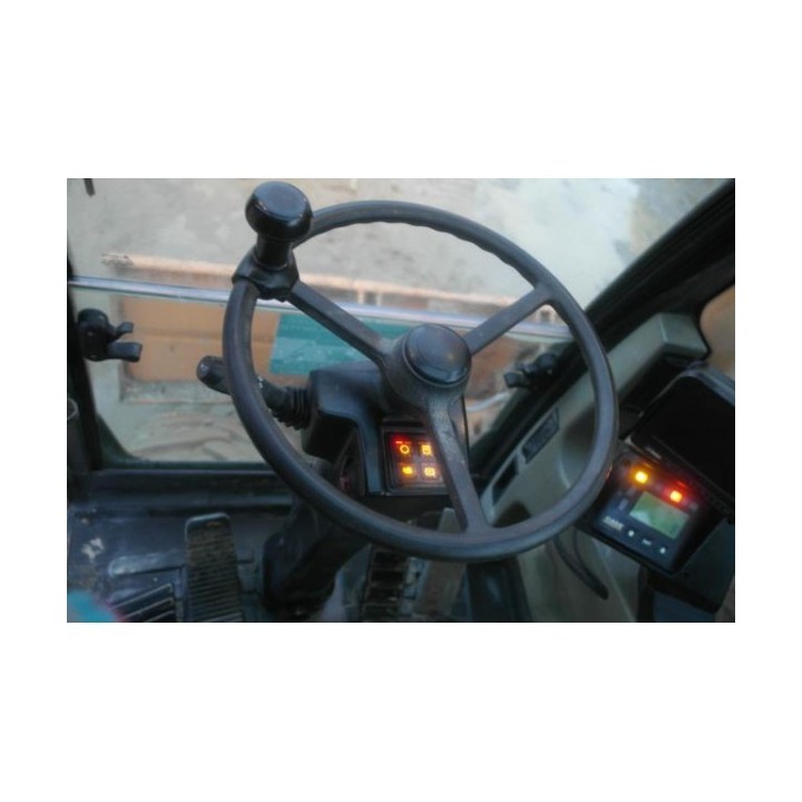 excavadora de ruedas Case WX165 2005