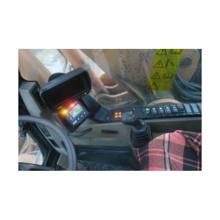 excavadora de ruedas Case WX165 2005