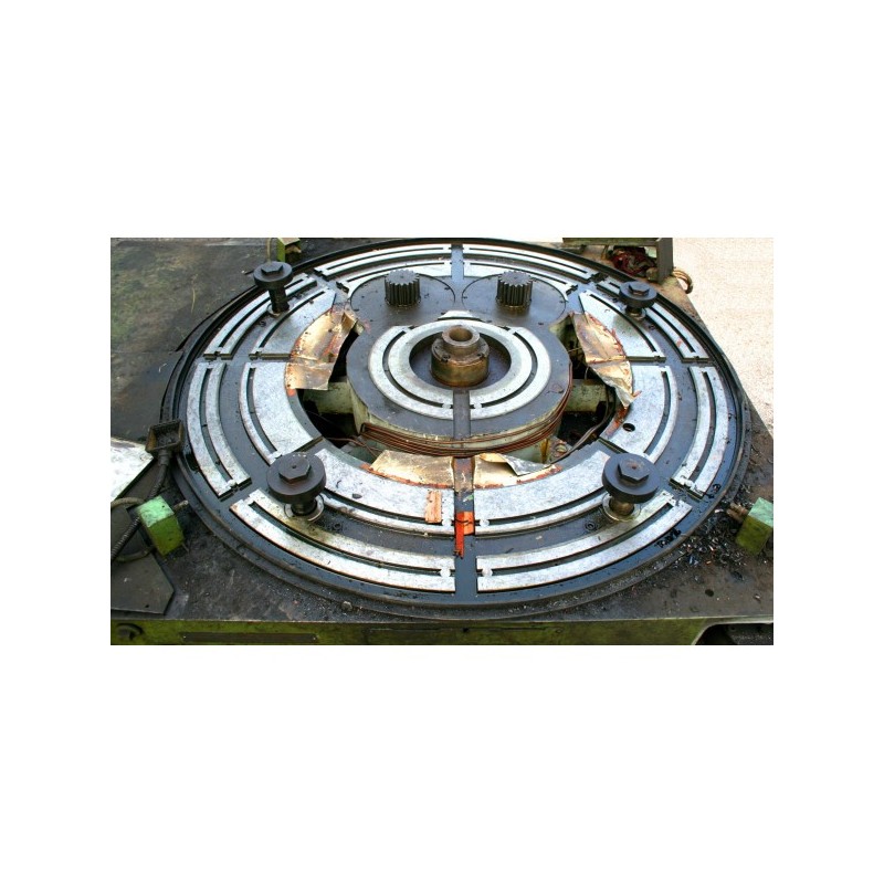 Rotary Table 40 Ton. - B axis- Trans. 3. 550 mm