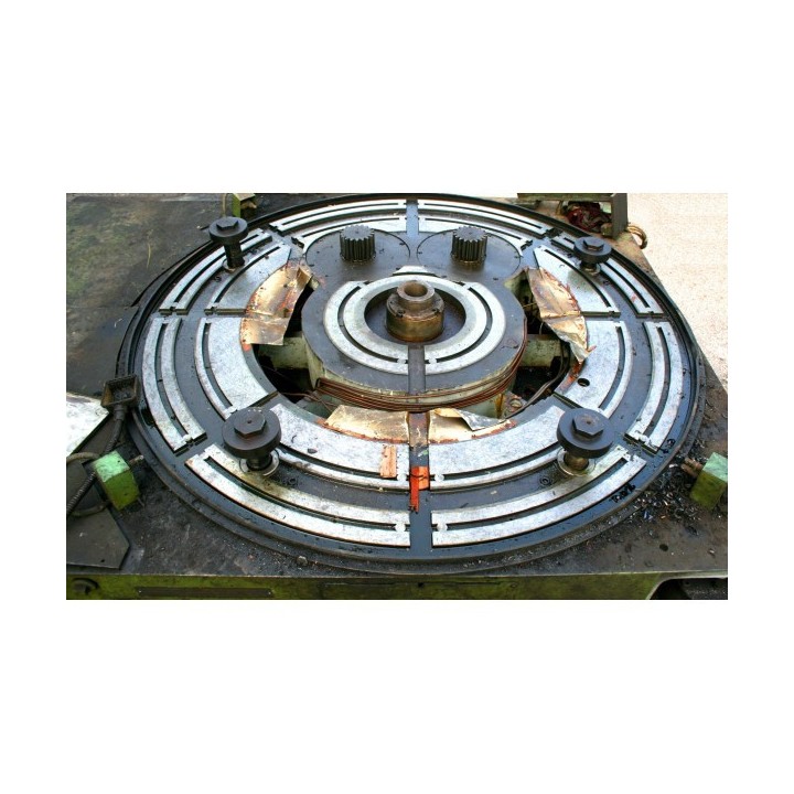 Rotary Table 40 Ton. - B axis- Trans. 3. 550 mm