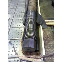 Diseño y fabricación de Tornillos sin fin para mecanismos elevadores de compuertas 
