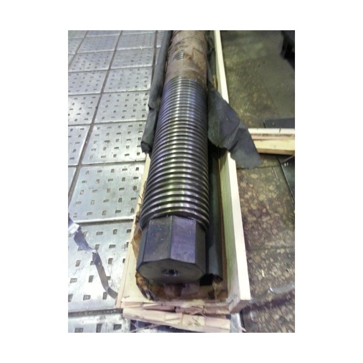 Diseño y fabricación de Tornillos sin fin para mecanismos elevadores de compuertas 