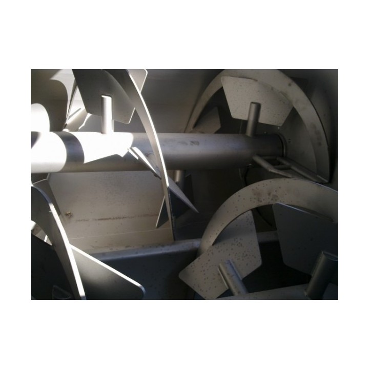 Mezcladora SERVOTECH 1200 litros (NUEVA)