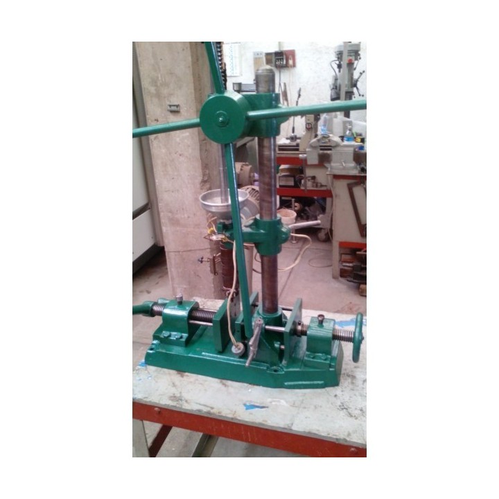 INYECTORA MANUAL MARCA VULCANO 60 gr.