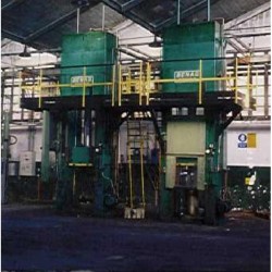 BENAG 250 PRESS - Presse idrauliche a collo di cigno