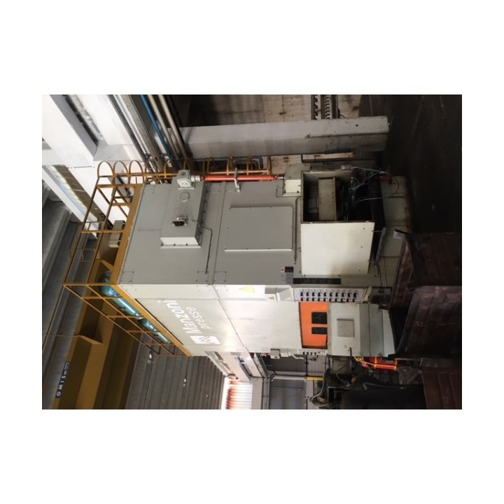 Pressa Manzoni 630 ton con piano estraibile 
