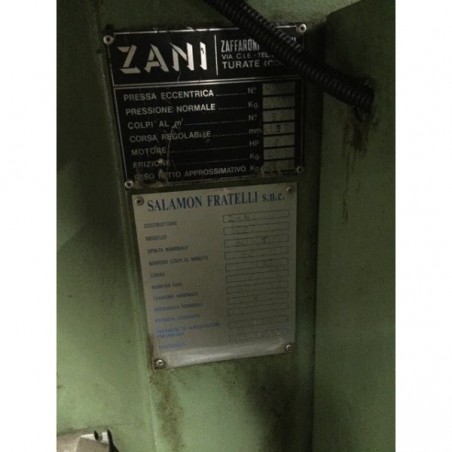 ZANI eksantrik pres. 63 ton, kullanılmış, 8.000 Euro. Daniele Villa +39 3312288678.