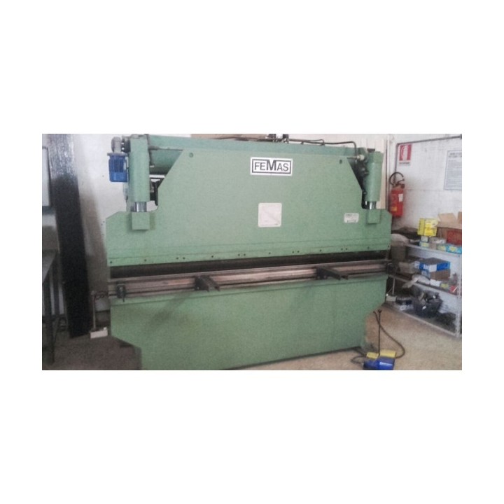 Prensa Plegadora FEMAS 2550x30 T