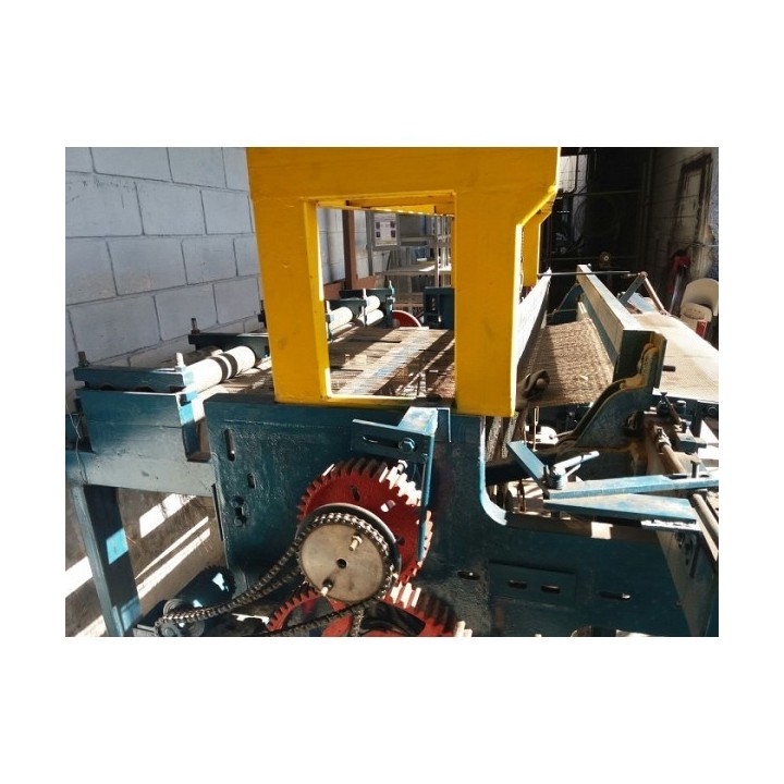130B WIRE MESH WEAVING MACHINE (Maquina Tejedora)