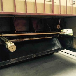 Cesoia Farina 3000 x 10 idraulica con registro motorizzato e incavo 700. Daniele Villa +39 3312288678.