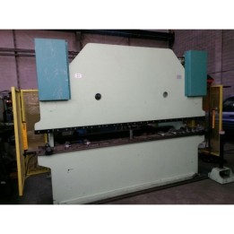 PIEGATRICE IDRAULICA COLGAR