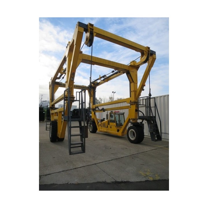  CNC tools and Fabrication Equip