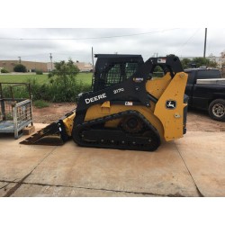John Deere Aquí tienes la traducción al catalán:

**317 Carregadora de direcció lliscant** - Palas carregadores