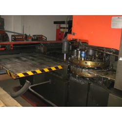amada ARIES 245 - Maquinària per a xapa