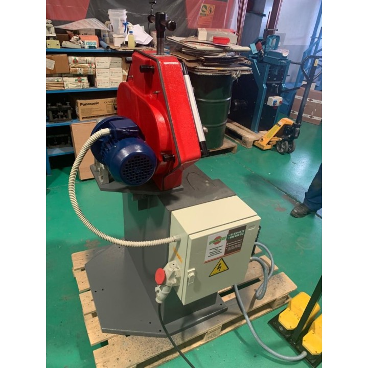 CURVADORA DE PERFILES FAT CFE-400