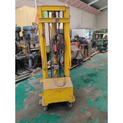 - Electric elevator - Other types of machinery