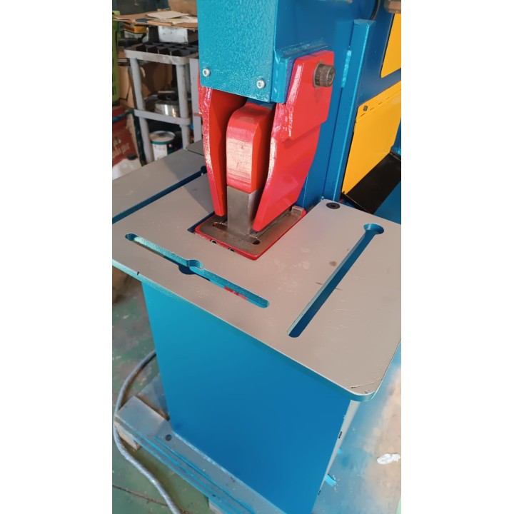 PUNZONADORA HIDRAULICA KINSLAND 60XA 