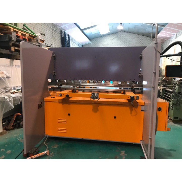 Plegadora Hidraulica MEBUSA de 2,5X90 TM