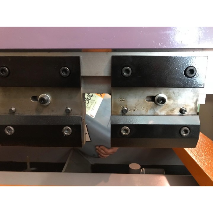 Plegadora Hidraulica MEBUSA de 2,5X90 TM