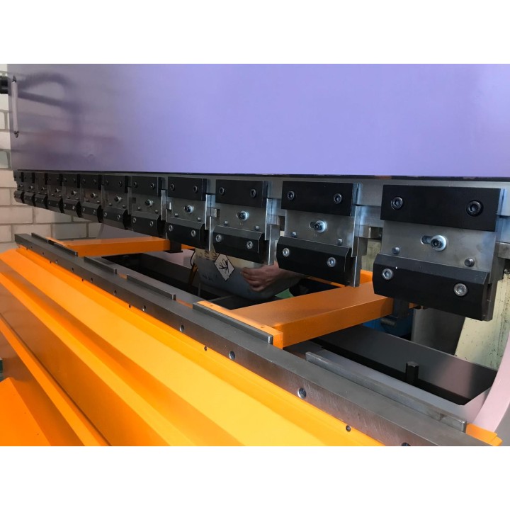 Plegadora Hidraulica MEBUSA de 2,5X90 TM