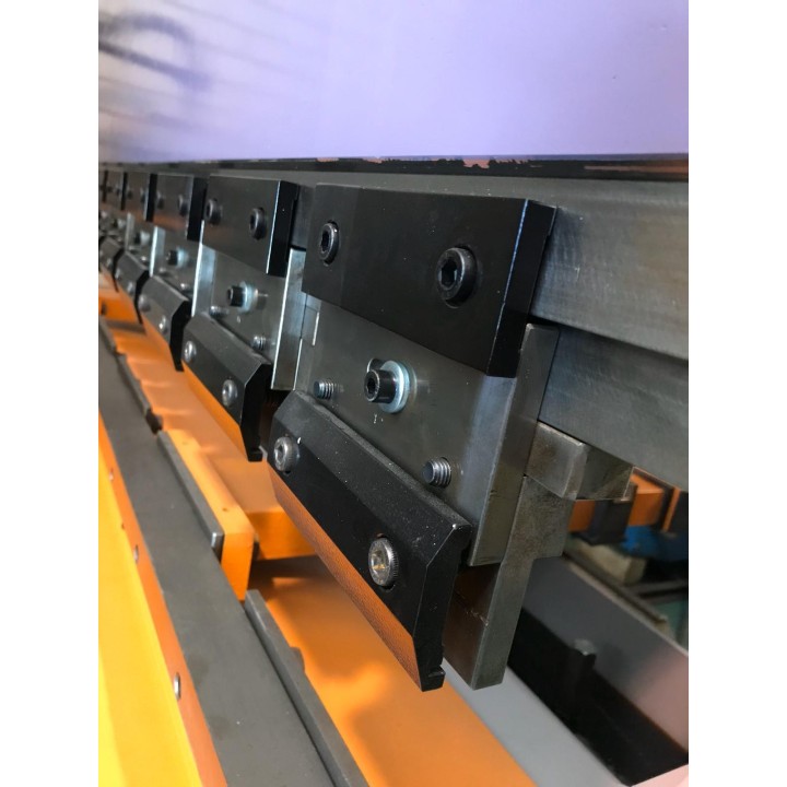 Plegadora Hidraulica MEBUSA de 2,5X90 TM