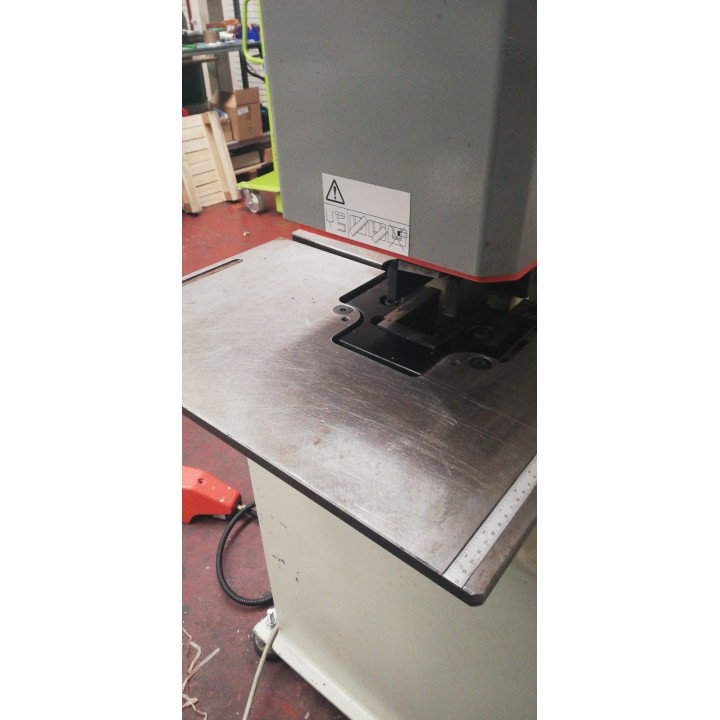 PUNZONADORA  MARCA DURMA MODELO IW 80BTD