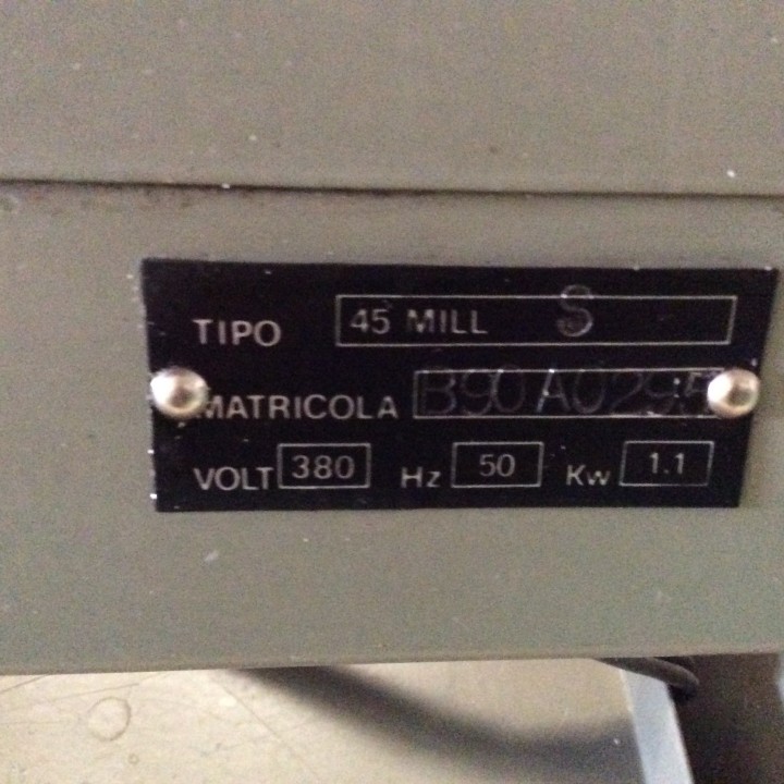 Retestadora de aluminio marca COMALL mod