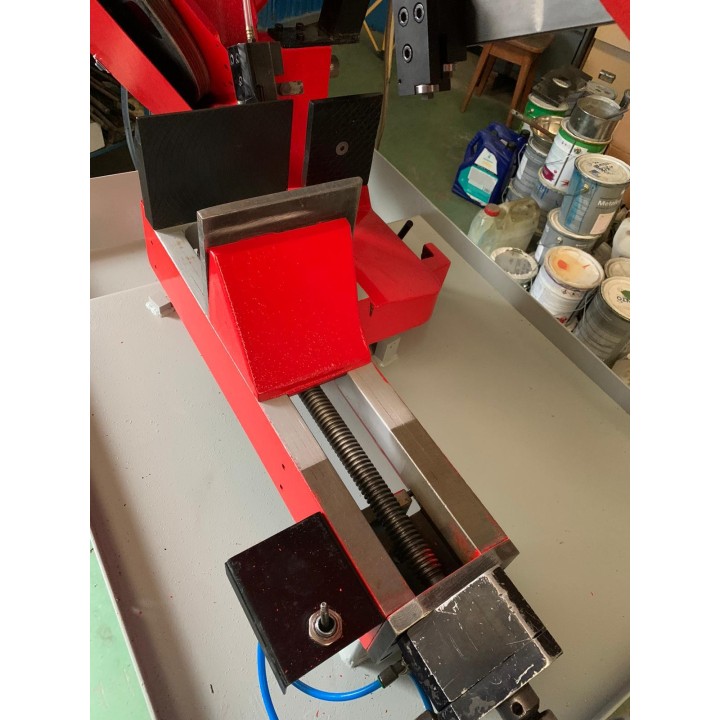 Sierra de cinta marca FAT modelo 370 