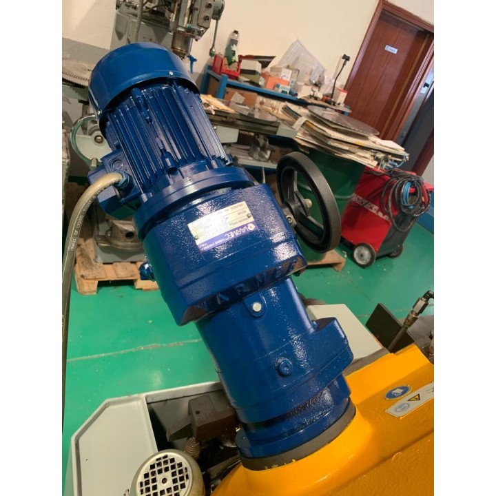 Sierra de cinta marca FMB Modelo Zeus 