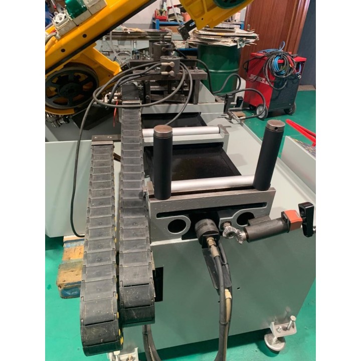 Sierra de cinta marca FMB Modelo Zeus 