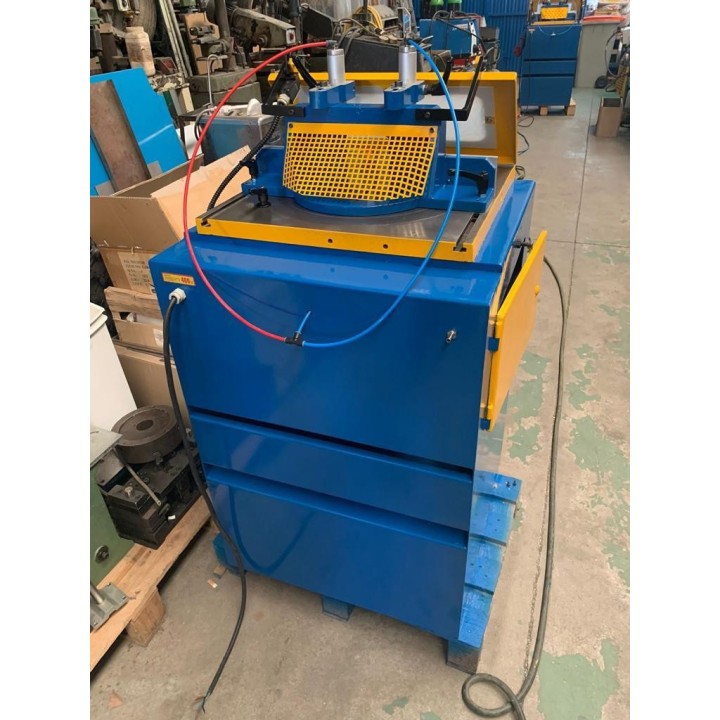 TRONZADORA DE ALUMINIO MARCA M.G. MODELO