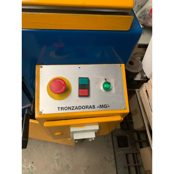 TRONZADORA DE ALUMINIO MARCA M.G. MODELO