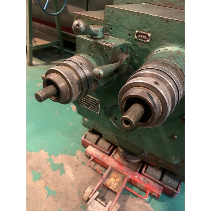 Fresadora Universal Marca Maserati