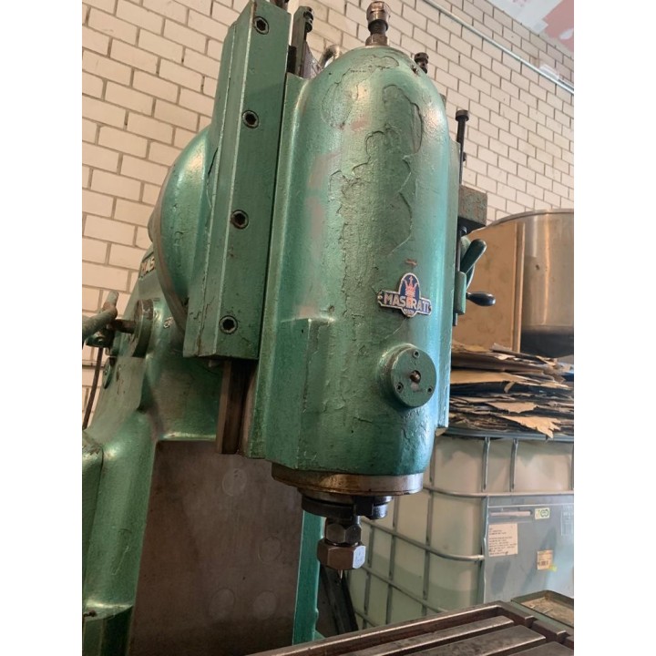 Fresadora Universal Marca Maserati