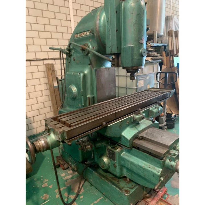 Fresadora Universal Marca Maserati