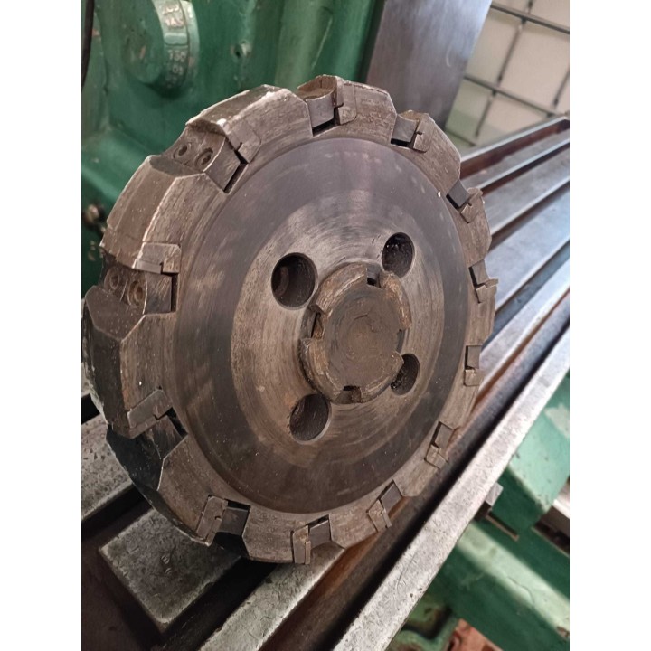 Fresadora Universal Marca Maserati