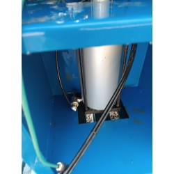 MG M.G. BRAND PNEUMATIC PRESS MODEL P-800 - Other types of machinery